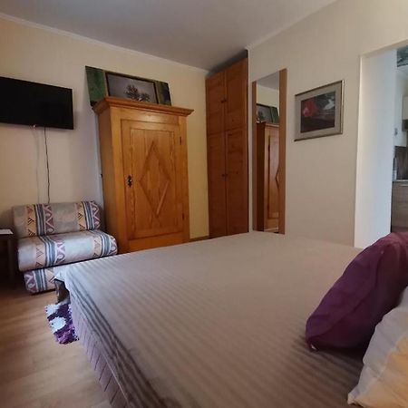 סובוטיקה Sandrea Studio Apartment מראה חיצוני תמונה