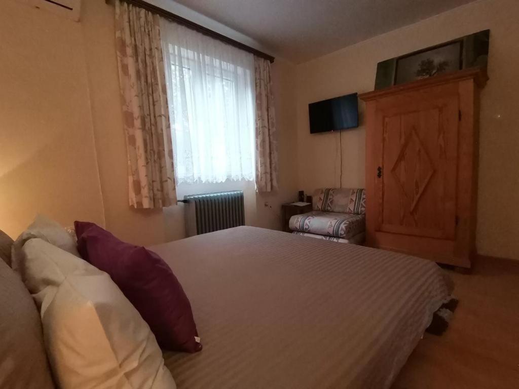 סובוטיקה Sandrea Studio Apartment מראה חיצוני תמונה